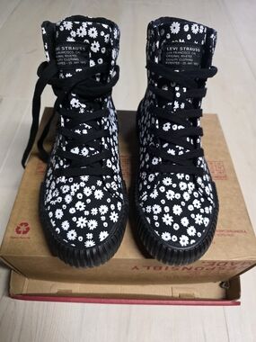 Levi's Kids Black & White Floral High-Top Sneakers